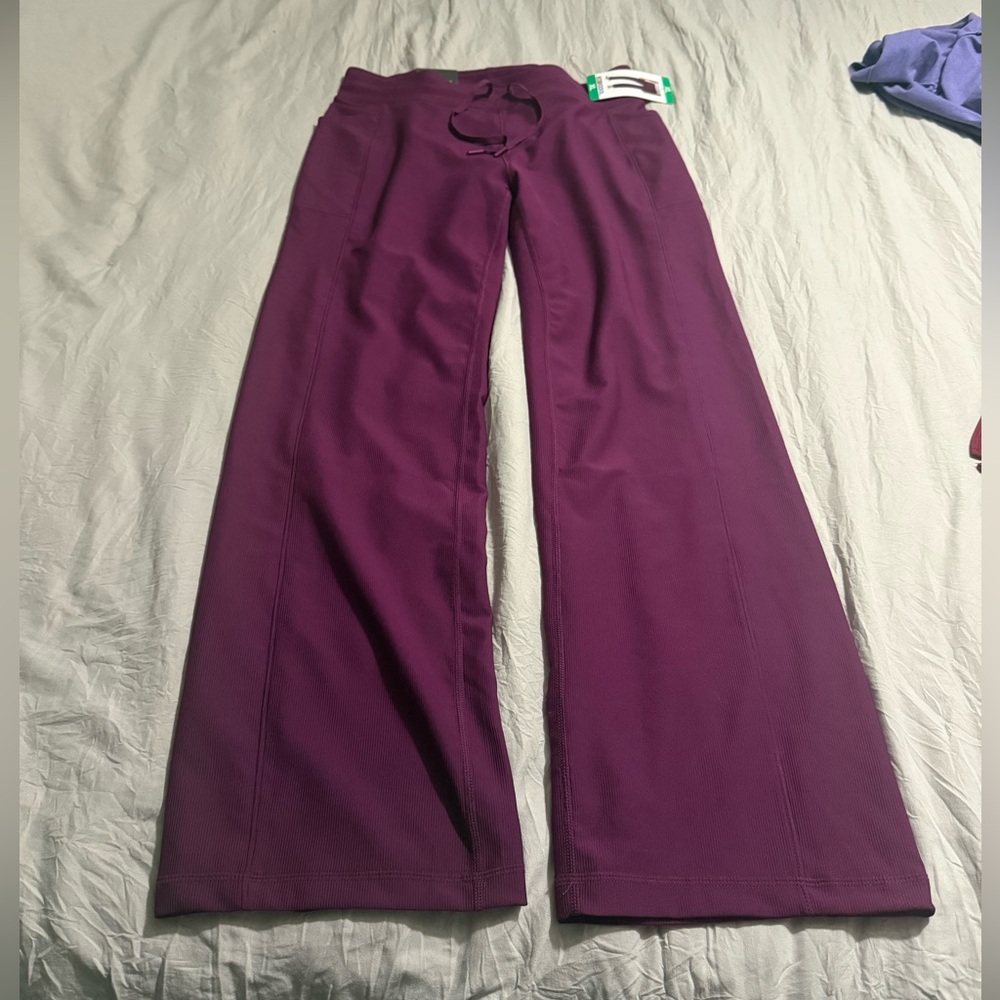 32 Degrees Active Flare Pants in Purple